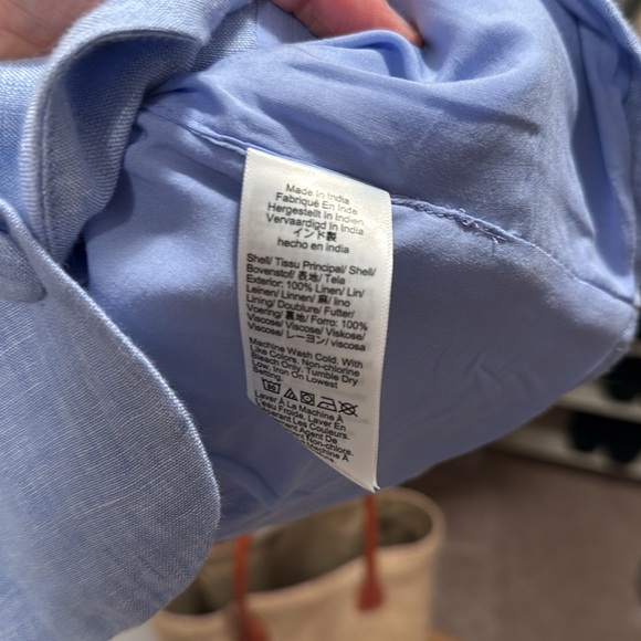 J. Crew French Blue Buttoned linen top new with tags size 2 - Picture 3 of 4
